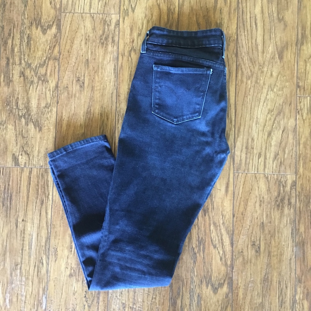 Levi’s Slight Curve Modern Rise Skinny Jean